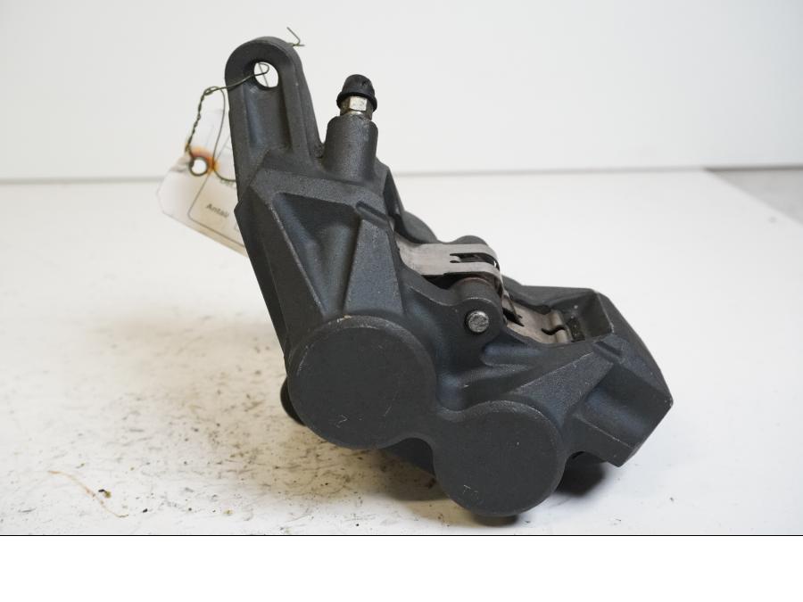 Baksidan på Bromsok från en Yamaha FZ-1 N -2006 motorcykel.