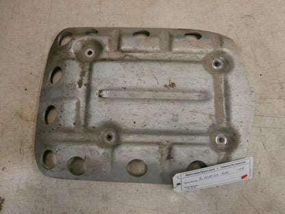 Baksidan på Hasplåt från en BMW R 1200 GSA -2008 motorcykel.