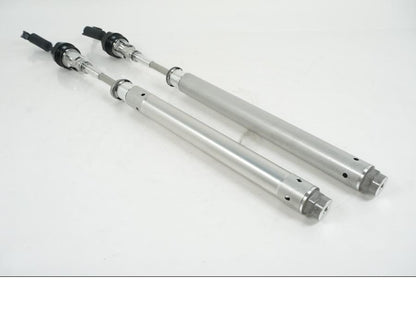 Framsidan på Gaffelben från en Yamaha MT-09 Tracer -2021 motorcykel.