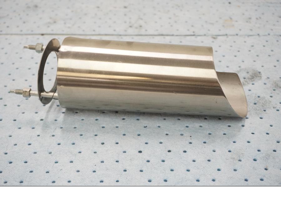 Baksidan på Gaffeldekorrör från en Yamaha XV 1900 -2007 motorcykel.