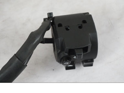 Extrabild1 på Styrelreglage från en Yamaha MT-09 -2020 motorcykel.