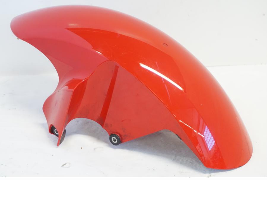 Snett uppifrån på Framskärm från en Yamaha YZF R6 -2006 motorcykel.