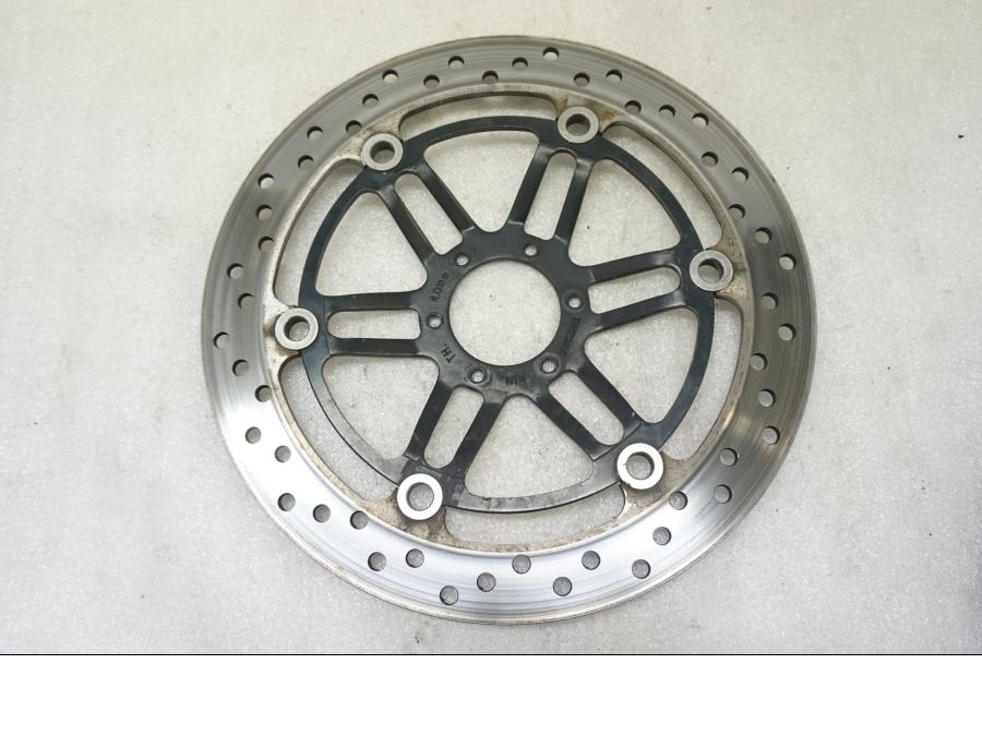 Framsidan på Bromsskiva från en Honda CBR 1100 XX -1998 motorcykel.