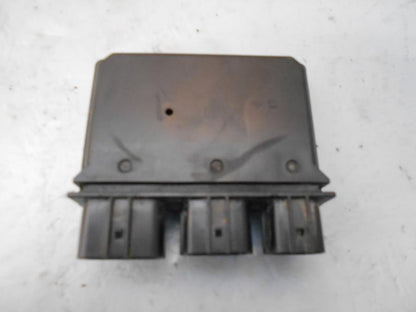 Framsidan på Reläbox från en Kawasaki Versys 650 -2007 motorcykel.