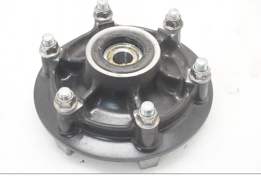 Framsidan på Drevfäste från en Kawasaki Z 400 -2020 motorcykel.