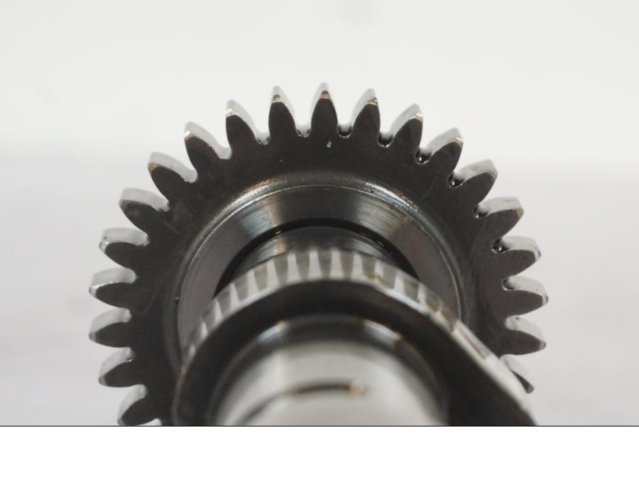 Höger sida på Kamaxel från en BMW R 1200 GS -2018 motorcykel.