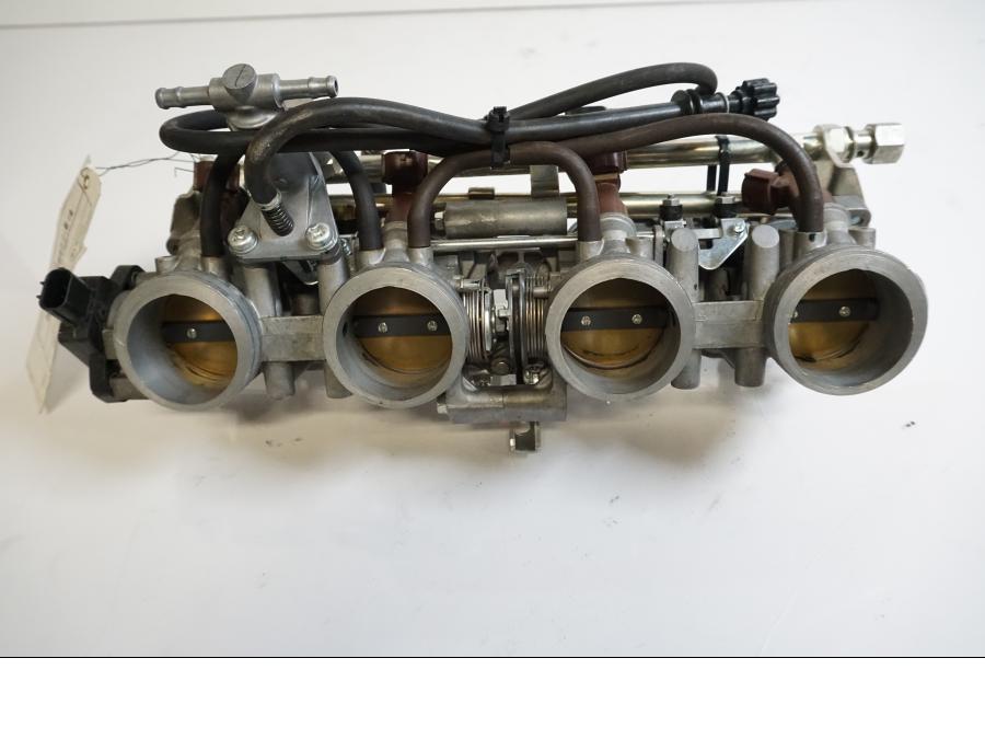 Framsidan på Spjällhus från en Honda CBR 1000 RR -2007 motorcykel.