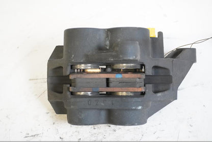 Baksidan på Bromsok från en Yamaha FZ-8 -2011 motorcykel.