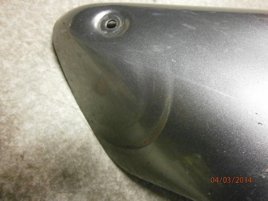 Baksidan på Sidopanel från en Suzuki VL 1500 -2002 motorcykel.