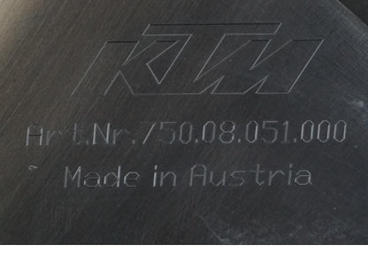 Snett uppifrån på Sidkåpa från en KTM 690 SM R -2009 motorcykel.