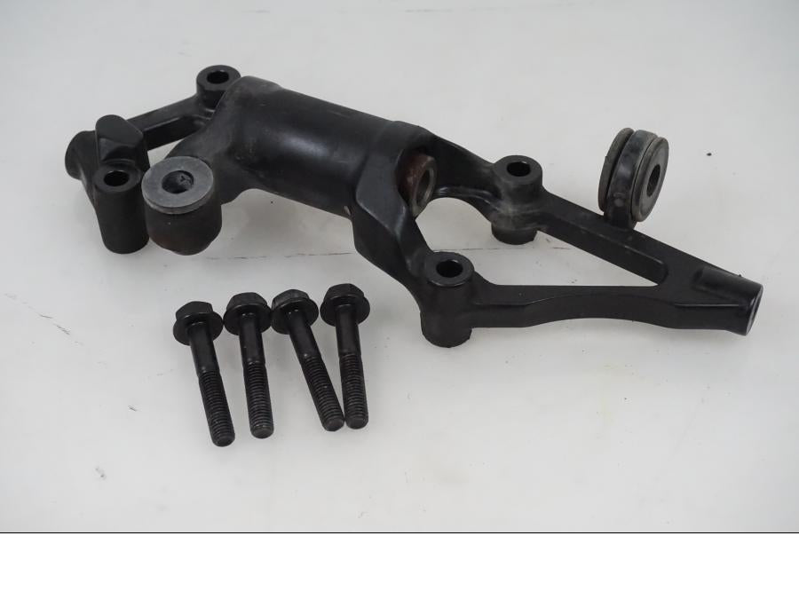 Framsidan på Fäste från en H-D Adventure Pan America Special RA1250S -2021 motorcykel.