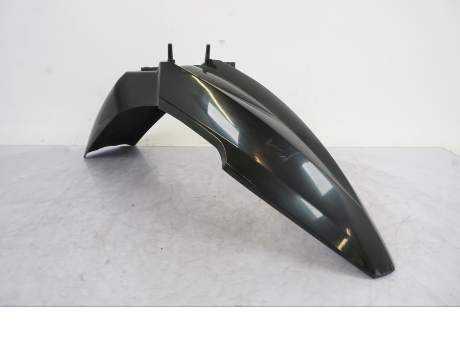 Framsidan på Framskärm från en KTM 640 SM -2005 motorcykel.