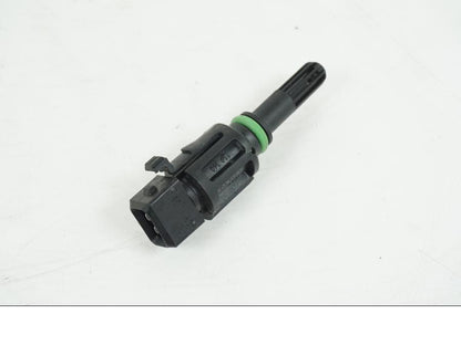 Baksidan på Luftburksensor från en BMW S 1000 RR -2011 motorcykel.