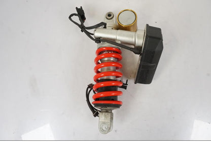 Höger sida på Stötdämpare ESA från en BMW S 1000 XR -2019 motorcykel.