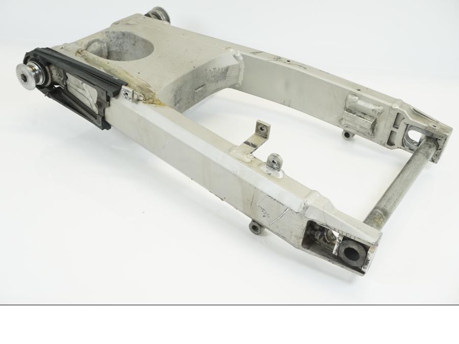 Baksidan på Sving från en Kawasaki ZX-12R -2000 motorcykel.