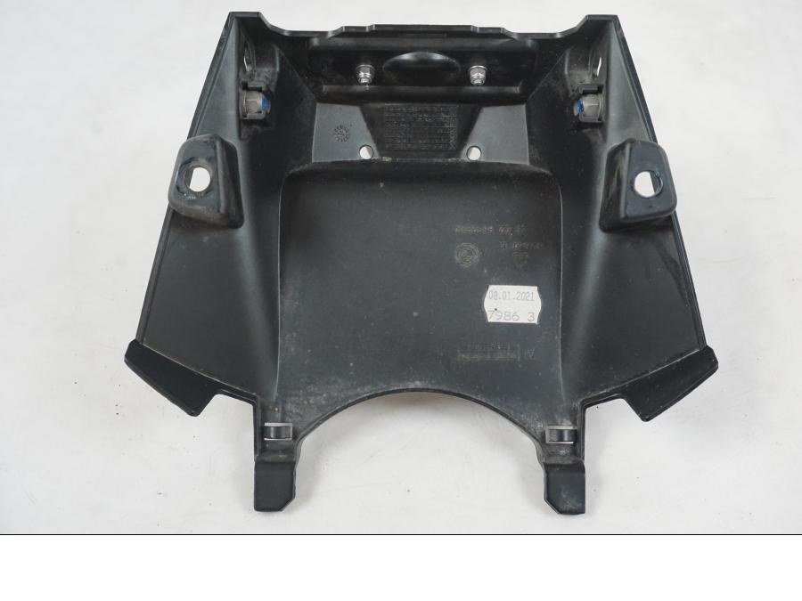 Snett uppifrån på Skylthållare från en BMW R 1250 GS -2021 motorcykel.