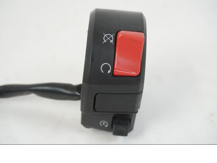 Baksidan på Styrelreglage från en KTM 990 SM -2009 motorcykel.