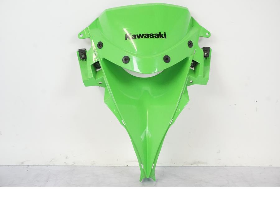 Framsidan på Toppkåpa från en Kawasaki ZX-6R -2011 motorcykel.