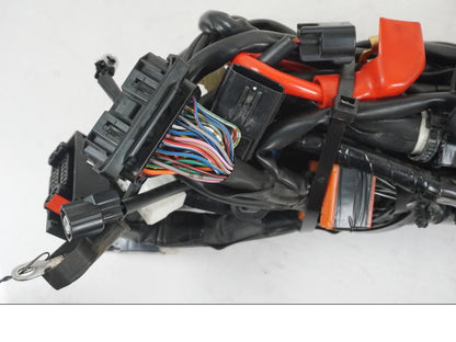 Vänster sida på Kabelstam från en Yamaha MT-07 -2019 motorcykel.