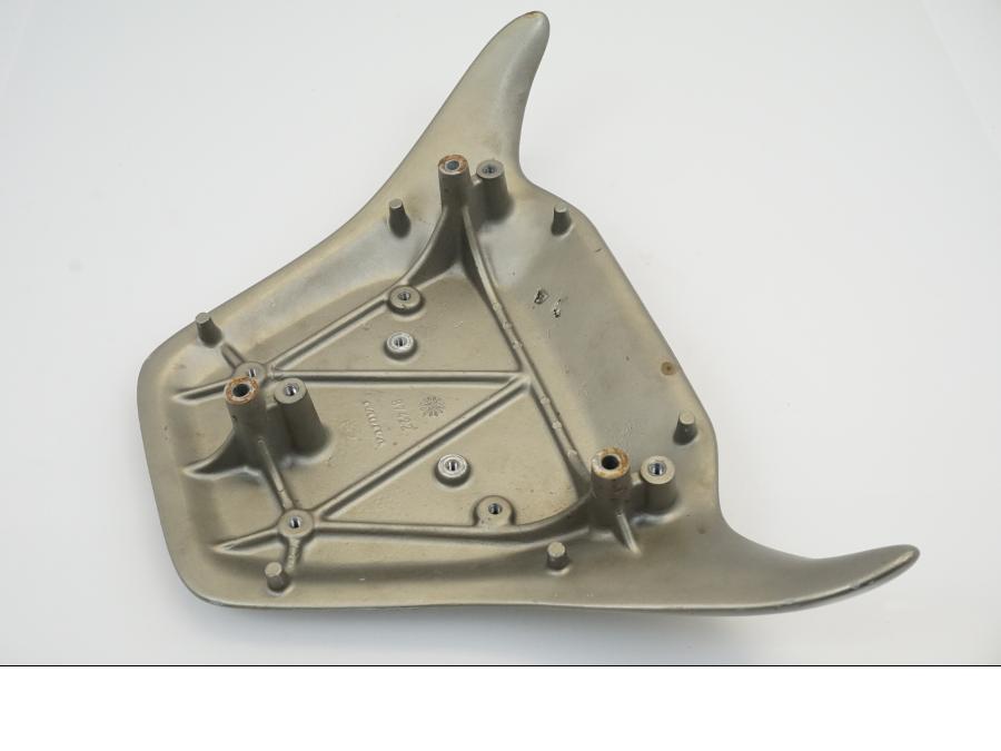 Snett uppifrån på Pakethållare från en Cagiva Gran Canyon 900 ie -1998 motorcykel.