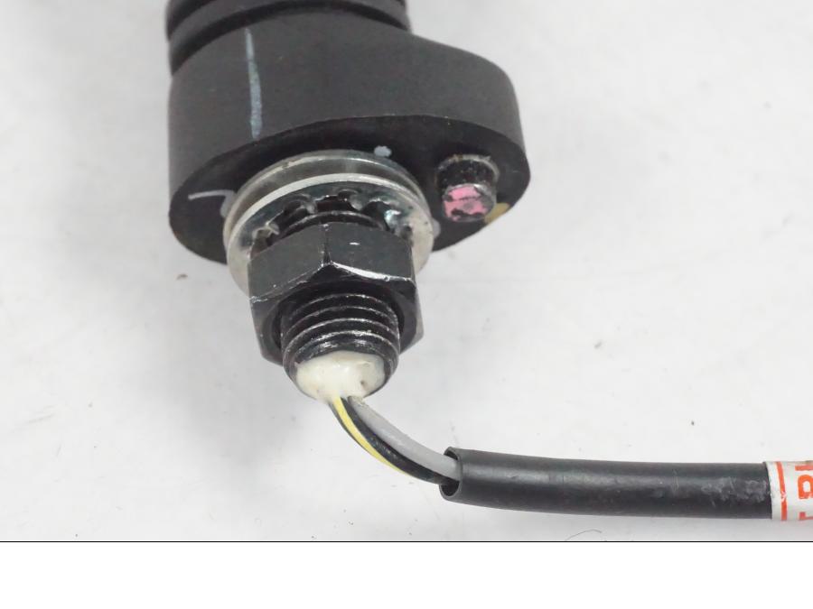 Snett nerifrån på Blinkers LED från en KTM 390 Adventure -2021 motorcykel.