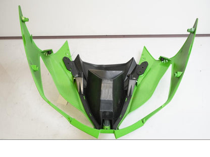 Snett uppifrån på Toppkåpa från en Kawasaki ZX-6R -2014 motorcykel.