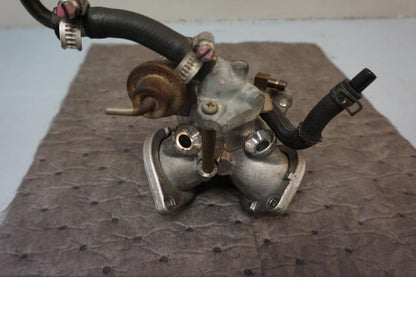 Höger sida på Insug från en Kawasaki VN 1500 Mean Streak -2003 motorcykel.