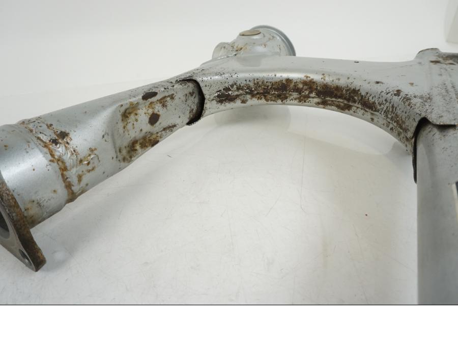 Vänster sida på Sving från en Yamaha XV 1100 -1993 motorcykel.