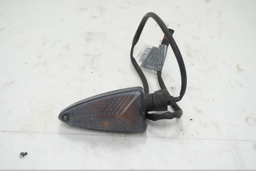 Framsidan på Blinkers från en BMW S 1000 RR -2010 motorcykel.