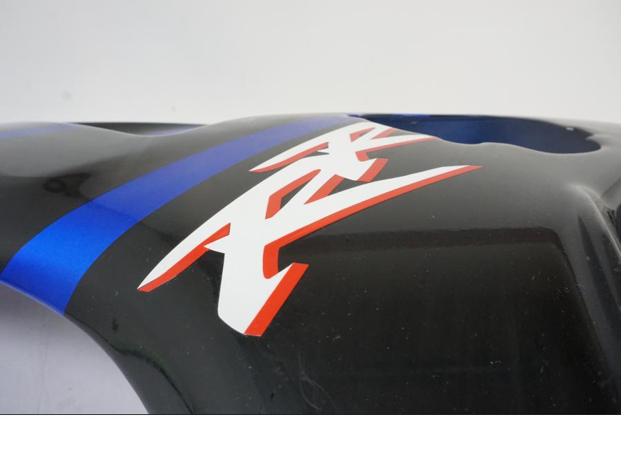 Extrabild1 på Sidkåpa från en Honda CBR 900 RR -2003 motorcykel.