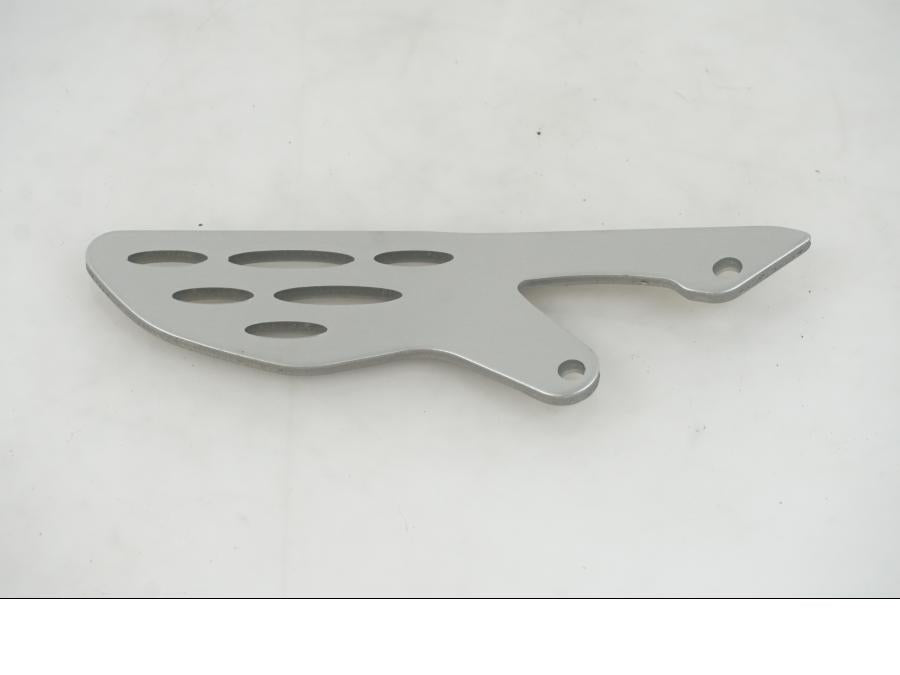 Baksidan på Fotpinnehälskydd från en Yamaha YZF 1000 R1 -2009 motorcykel.