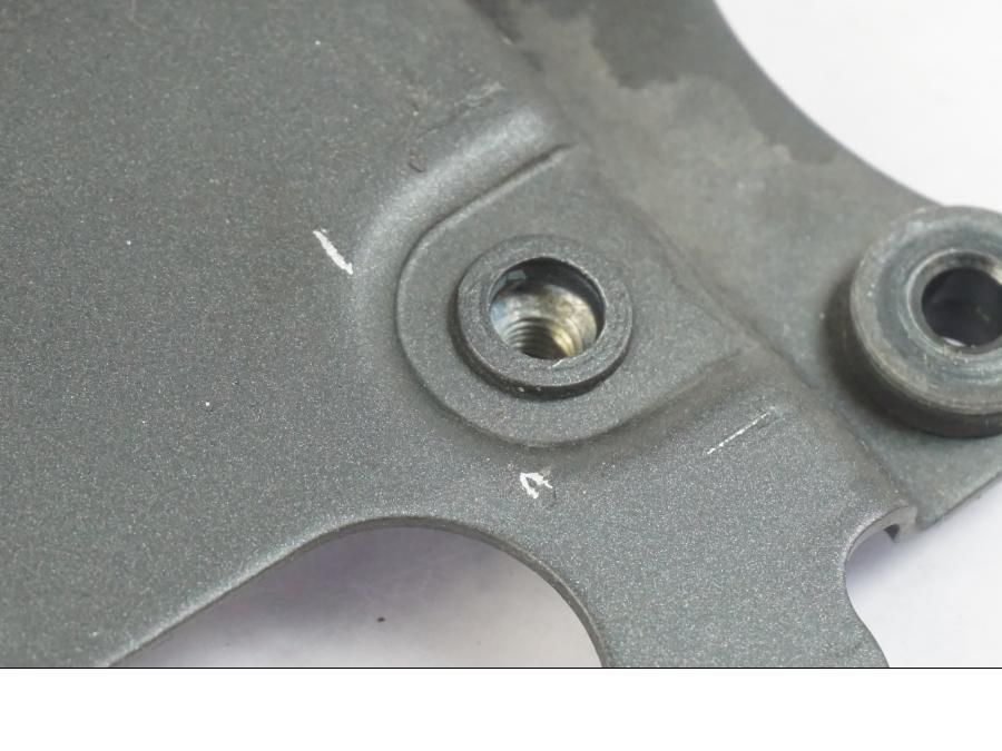 Baksidan på Likriktare från en Kawasaki ZX-10R -2008 motorcykel.