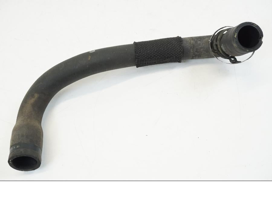 Snett uppifrån på Vattenkyl Slang Set från en BMW R 1250 GS -2019 motorcykel.