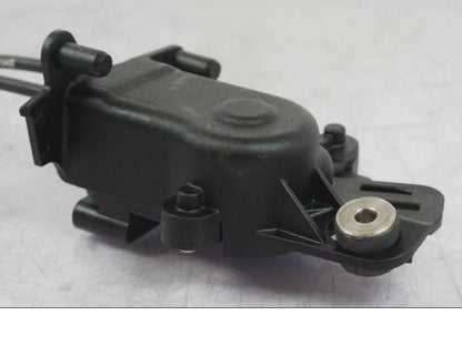 Baksidan på Avgasspjällmotor från en BMW R 1200 GS -2018 motorcykel.