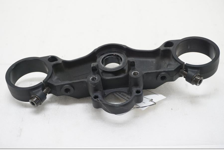 Baksidan på Gaffelkrona från en Honda CBR 1000 RR -2004 motorcykel.