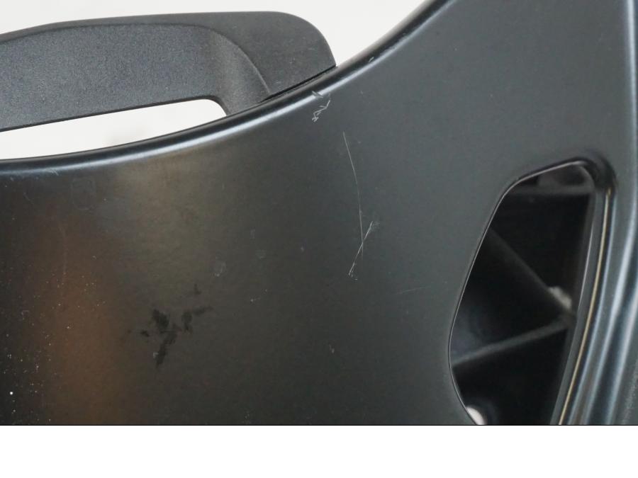 Höger sida på Vindrutemotor från en BMW K 1600 GTL -2015 motorcykel.