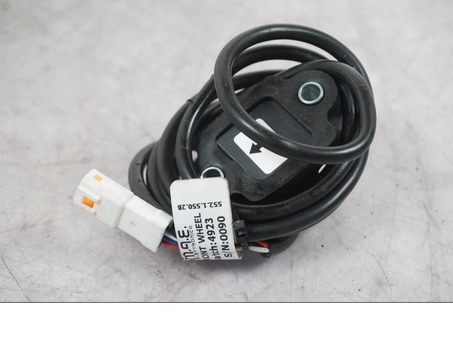 Extrabild4 på Nivåsensor från en Ducati Multistrada V4 -2024 motorcykel.