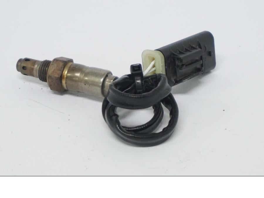 Snett uppifrån på Lambdasond från en BMW R 1250 GS -2022 motorcykel.