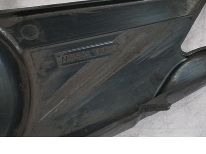 Snett nerifrån på Remskydd från en Buell 1125 R -2008 motorcykel.