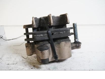 Höger sida på Bromsok från en Honda VFR 750 -1988 motorcykel.