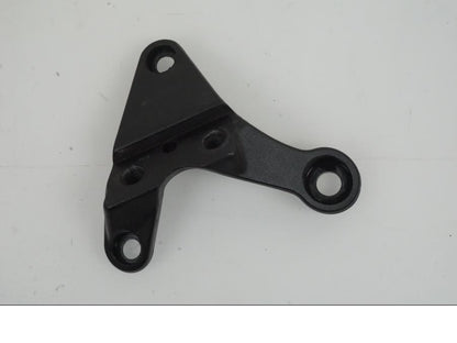 Baksidan på Sidostödsfäste från en KTM 1290 Super Duke -2019 motorcykel.