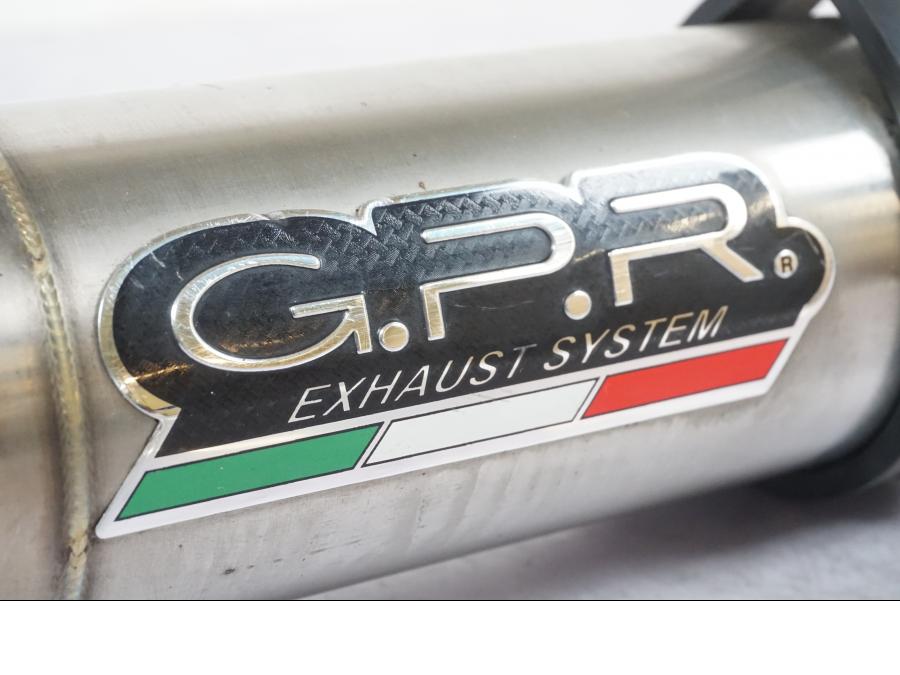 Vänster sida på Ljuddämpare Sport från en Kawasaki ER-6N -2016 motorcykel.