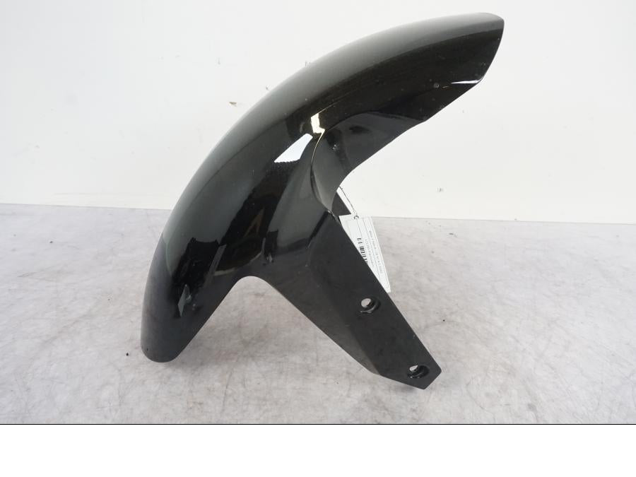 Framsidan på Framskärm från en BMW F 800 R -2018 motorcykel.