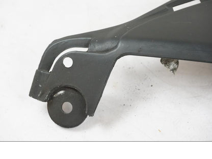 Vänster sida på Magkåpa från en Suzuki GSX-R 750 -2007 motorcykel.