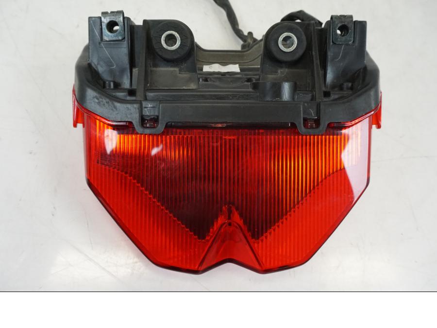 Höger sida på Baklampa från en Yamaha MT-09 -2021 motorcykel.