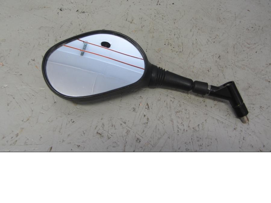 Framsidan på Backspegel från en Yamaha XT660Z Tenere -2009 motorcykel.