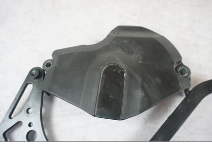 Baksidan på Drevkåpa från en KTM 1290 Super Adventure S -2022 motorcykel.