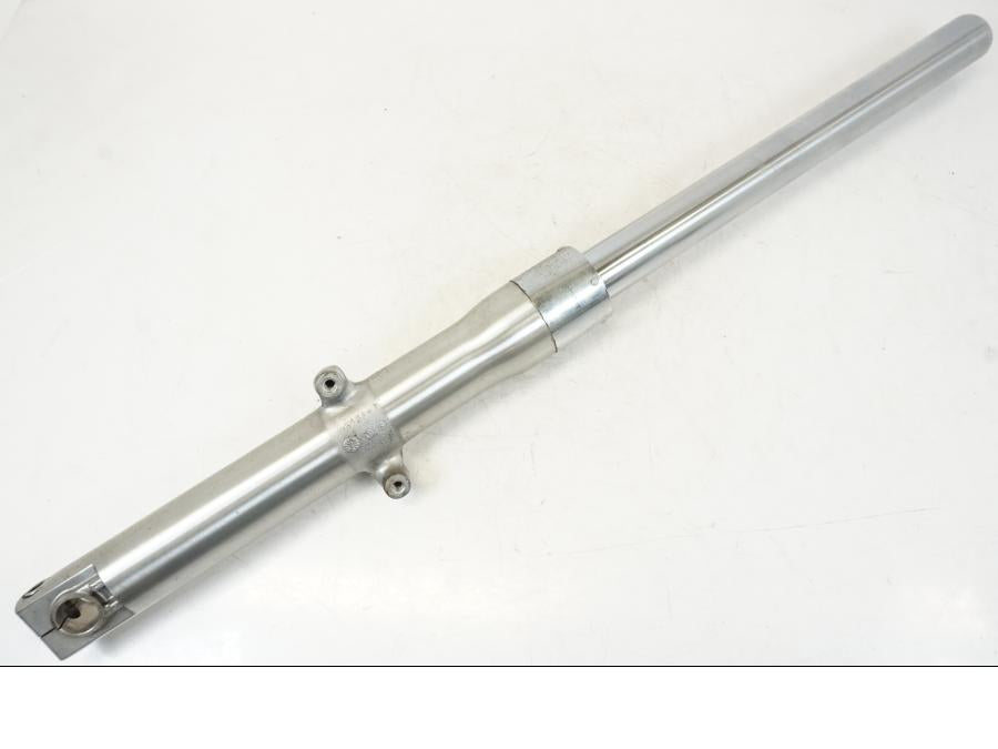 Extrabild2 på Gaffelben från en Kawasaki VN 800 -2000 motorcykel.