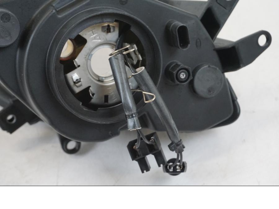 Extrabild5 på Strålkastare från en BMW S 1000 XR -2014 motorcykel.