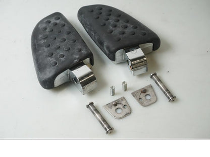 Framsidan på Fotpinne från en BMW K 1200 LT -2000 motorcykel.